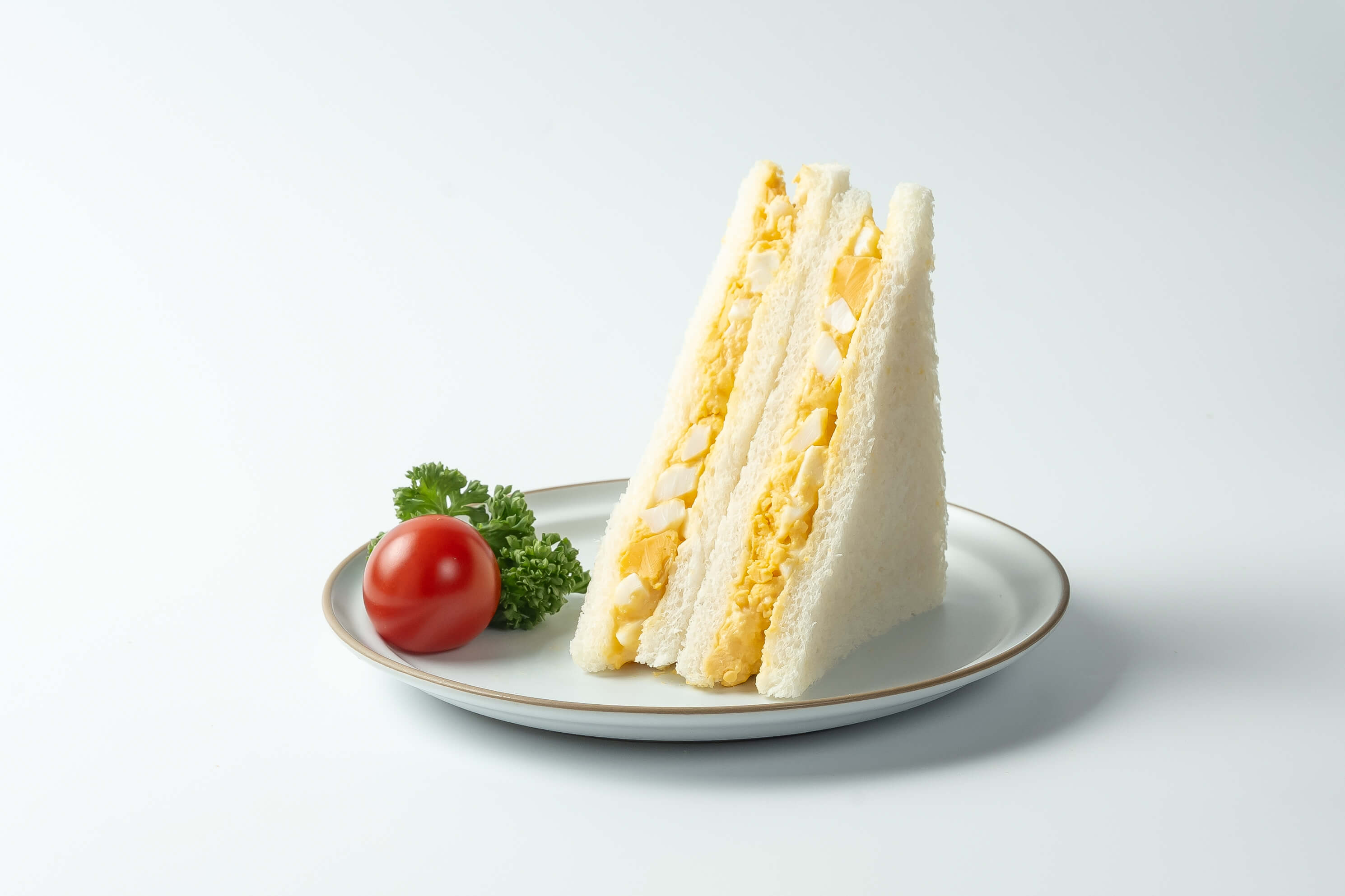 パンに挟んで完成